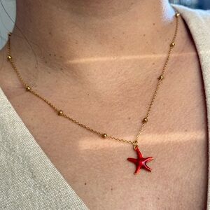 Gold Starfish Pendant Necklace